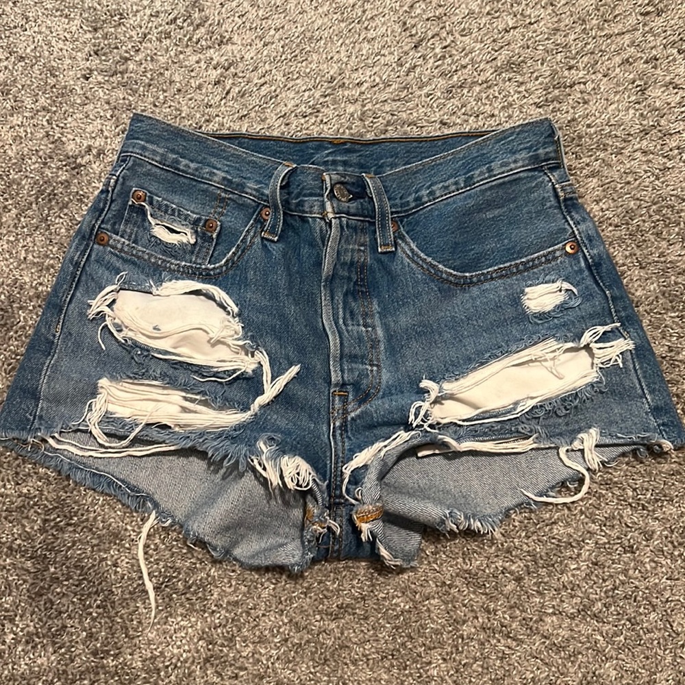 Levi’s 501 high wasted denim shorts